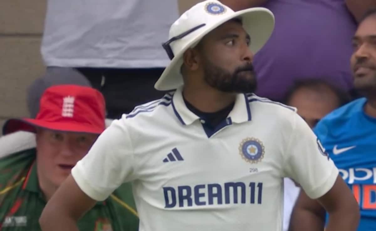 Mohammed Siraj Blasted Brutally Over Big Fielding Blunder: "What Was He Thinking?"
