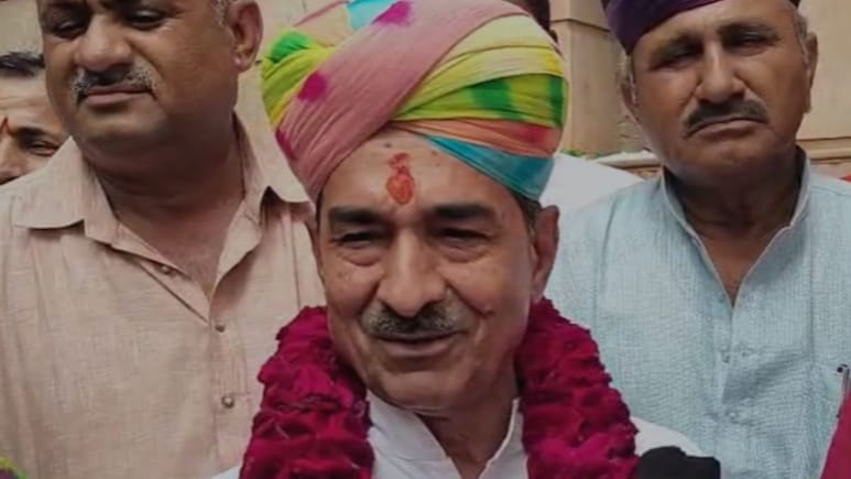 SI भर्ती रद्द करने के मामले में मदन राठौड़ ने दिया बयान, कहा- सरकार करेगी आगे की कार्रवाई SI भर्ती रद्द करने के मामले में मदन राठौड़ ने दिया बयान, कहा- सरकार करेगी आगे की कार्रवाई