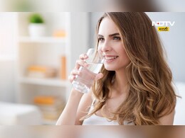 तुम्हीही सकाळी उपाशी पोटी पाणी पिता का? जाणून घ्या त्याचे फायदे आणि तोटे