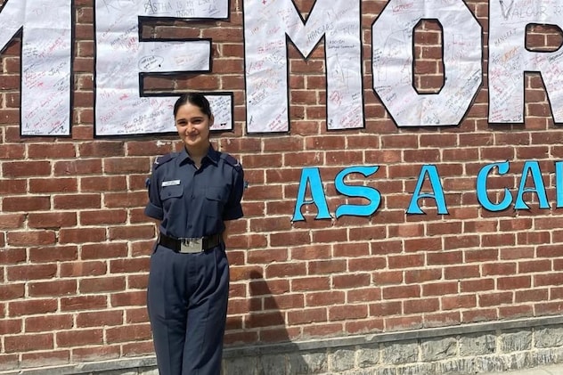 NCC Cadet के रुप में NCC Cadet के रुप में