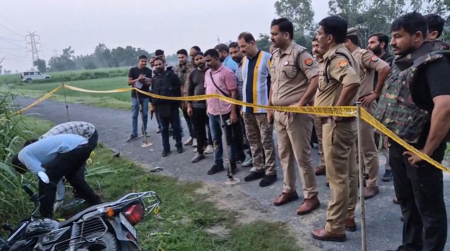 सीतापुर में पत्रकार राघवेंद्र बाजपेयी हत्याकांड के दो शूटरों को STF ने मुठभेड़ में मार गिराया