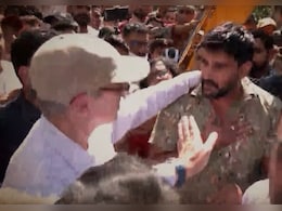 जिंदा नहीं तो लाशें ही लौटा दीजिए... जब उमर अब्दुल्ला के सामने फूटा किश्तवाड़ के पीड़ित परिजनों का गुस्सा जिंदा नहीं तो लाशें ही लौटा दीजिए... जब उमर अब्दुल्ला के सामने फूटा किश्तवाड़ के पीड़ित परिजनों का गुस्सा