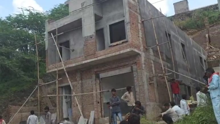 सिरोही में निर्माणाधीन मकान की दीवार गिरने से 3 की मौत, कलेक्टर ने जांच के दिए आदेश