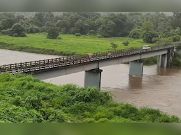Ratnagiri Rain: रत्नागिरीत पावसाचा जोर कायम! जगबुडीने धोक्याची पातळी ओलांडली, खेड-दापोली रस्ता बंद Ratnagiri Rain: रत्नागिरीत पावसाचा जोर कायम! जगबुडीने धोक्याची पातळी ओलांडली, खेड-दापोली रस्ता बंद
