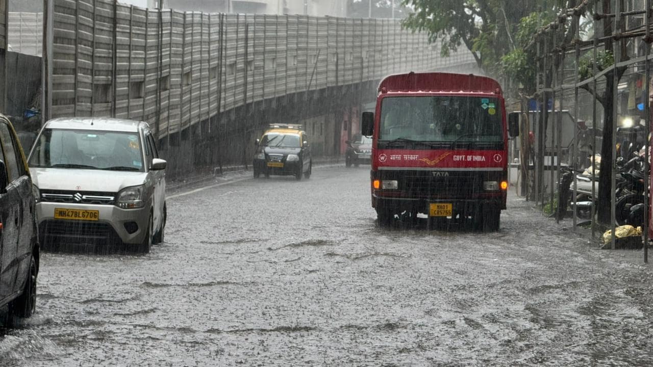 Mumbai, Thane On Red Alert; Heavy Rainfall Predicted For Next 2-3 Hours; BMC Declares Holiday For Schools