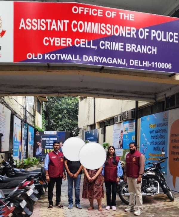 सात साल पहले 2 किलो सोना लेकर हुए थे फरार, दिल्‍ली पुलिस ने एयरपोर्ट पर ही बंटी-बबली को धरा
