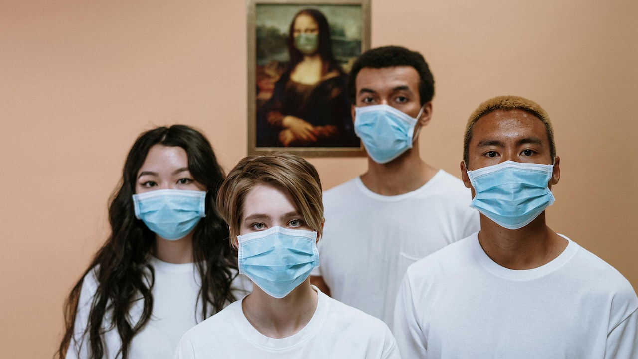 Wearing a high-quality mask helps prevent the spread of flu viruses in crowded spaces.