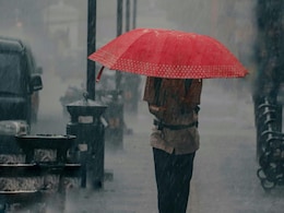 Mumbai Rain: नववर्षाच्या स्वागताला वरुणराजाची हजेरी! मुंबईत जोरदार पाऊस, कुठे कुठे सरी बरसल्या?