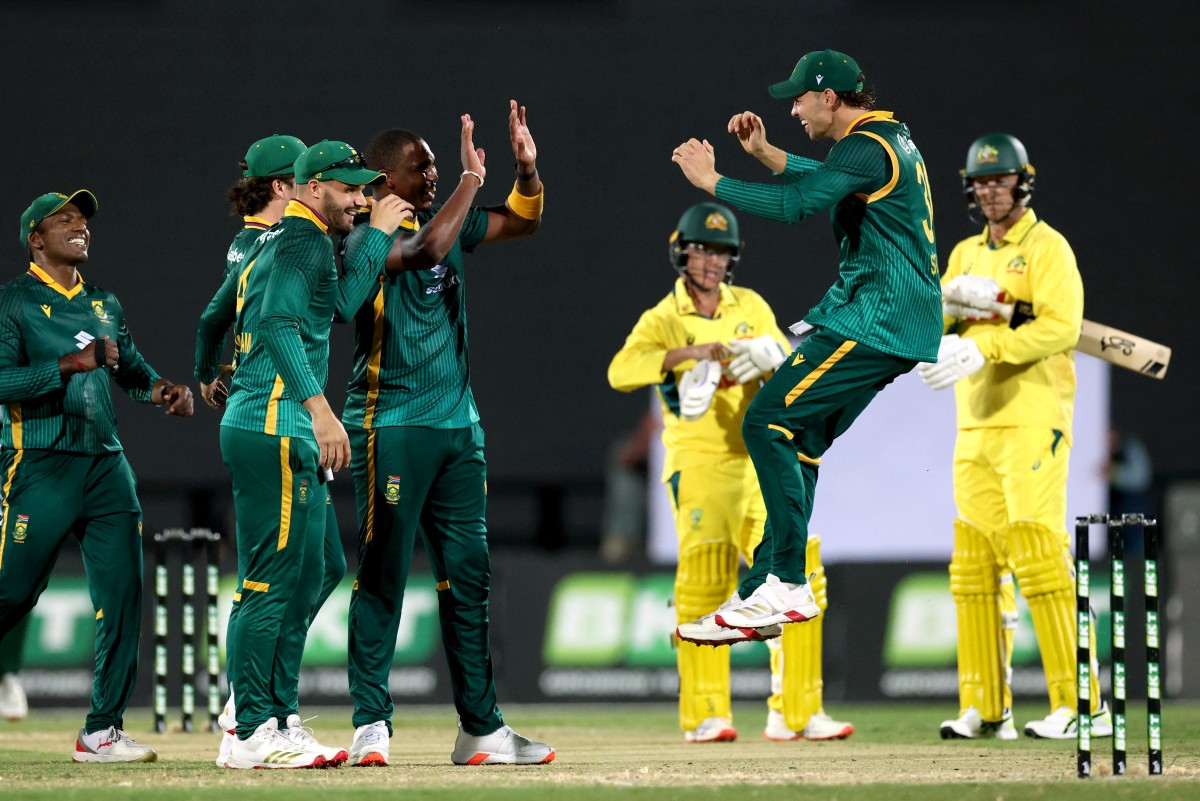 3rd ODI Live: Head, Marsh Deal In Boundaries, Australia Off To Flier vs SA