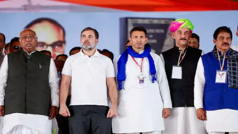 राहुल गांधी ने जिलाध्यक्षों को ताकतवर बनाने को कहा, कांग्रेस ने ताकतवरों को जिलाध्यक्ष बना दिया