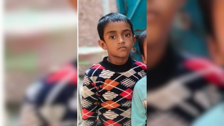 दिल्ली में स्वतंत्रता दिवस के दिन हुआ दर्दनाक हादसा, पतंग पकड़ने के दौरान नाले में गिरा 7 साल का मासूम
