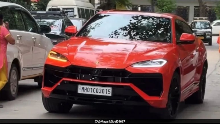 Rohit Sharma : मुंबईतील 3 BHK फ्लॅटएवढी आहे रोहितच्या गाडीची किंमत, 3015 नंबरचं रहस्यही उलगडलं Rohit Sharma : मुंबईतील 3 BHK फ्लॅटएवढी आहे रोहितच्या गाडीची किंमत, 3015 नंबरचं रहस्यही उलगडलं