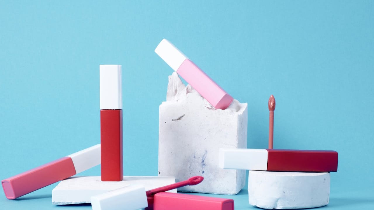 Best Lip Glosses For Hydration And Shine