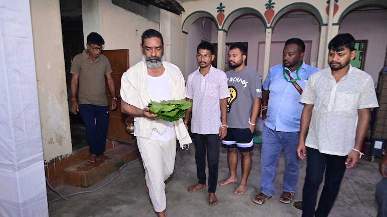 शिबू सोरेन के श्राद्ध भोज में 5 लाख लोगों के पहुंचने की उम्मीद, VIP के लिए बनाए गए 4 हेलीपैड