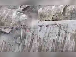 सिक्किम में हुआ बड़ा हादसा, रेलवे सुरंग की ढलान की सुरक्षा करने वाला कंक्रीट का ढांचा ढहा,  देखें VIDEO सिक्किम में हुआ बड़ा हादसा, रेलवे सुरंग की ढलान की सुरक्षा करने वाला कंक्रीट का ढांचा ढहा,  देखें VIDEO
