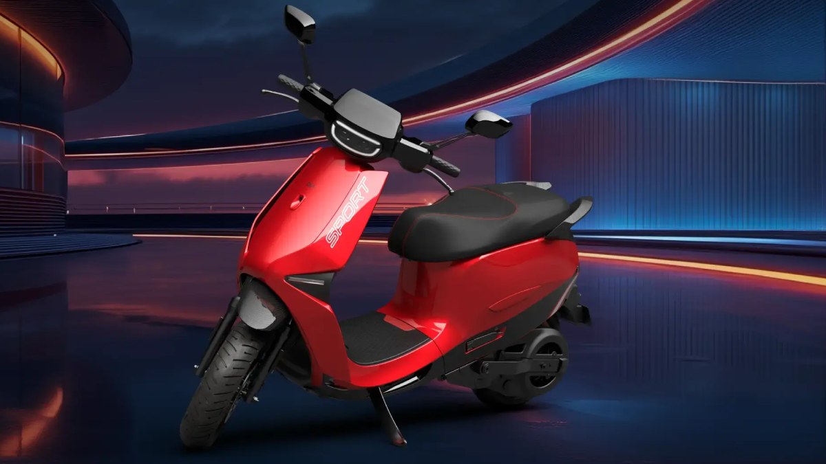 Ola S1 Pro vs S1 Pro Sport: कीमत, रेंज, परफॉर्मेंस और डिजाइन में कितना अंतर? यहां जानें