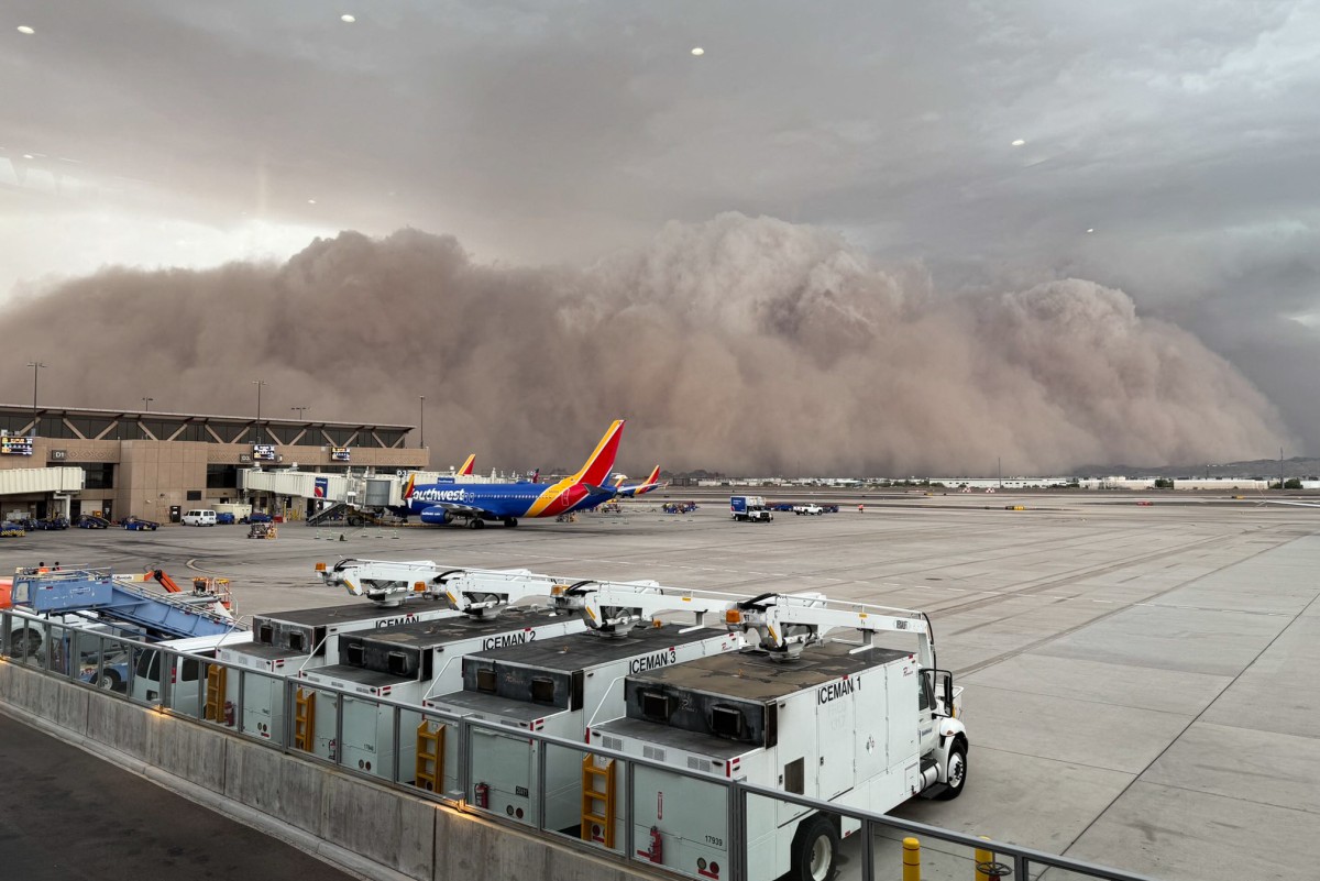 Powerful Storms Kicks Up Wall Of Dust, Leaving Thousands Without Power