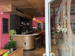 This 'No-Menu' Restaurant In Florida Serves Only Three Items - But Diners Don't Mind