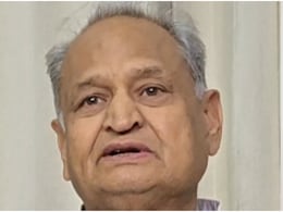 वैष्णो देवी हादसे में राजस्थान के 5 लोगों की मौत, पूर्व सीएम गहलोत ने उमर अब्दुल्ला से मांगी मदद वैष्णो देवी हादसे में राजस्थान के 5 लोगों की मौत, पूर्व सीएम गहलोत ने उमर अब्दुल्ला से मांगी मदद