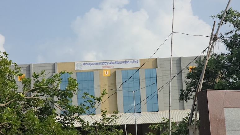 Fake Patients, Fake Doctors: Raipur Medical College Exposed In CBI Probe Fake Patients, Fake Doctors: Raipur Medical College Exposed In CBI Probe