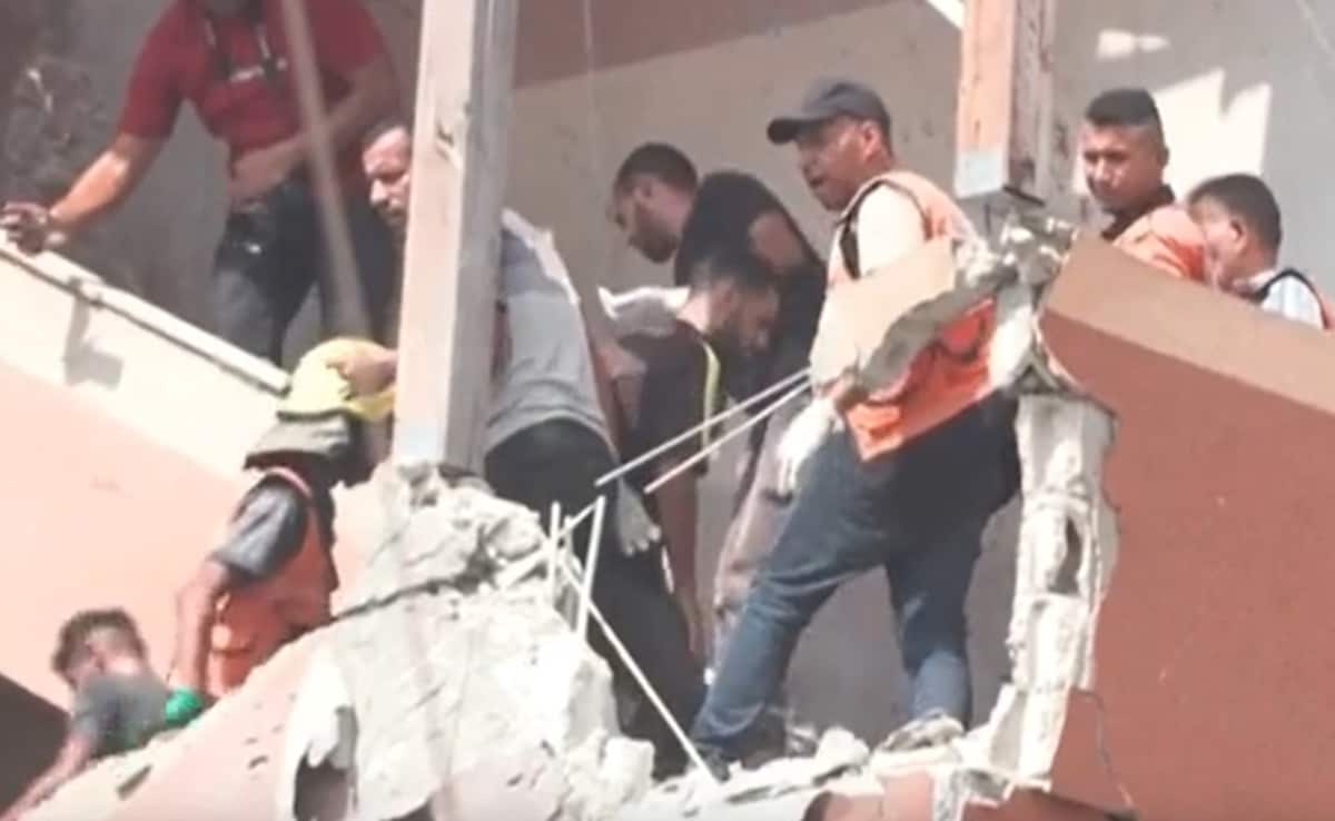 Israeli Airstrike Kills Journalists and Civilians at Gaza Hospital