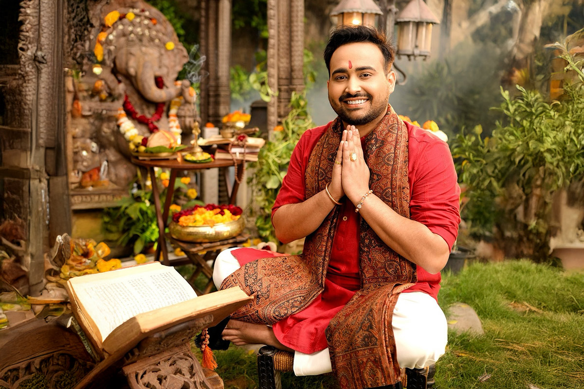 Arun Pandit,Arun Pandit Instagram,Arun Pandit astrology,Are You a Manglik?,What is Manglik?,Arun Pandit explains Manglik dosha,how Mars affects your nature,breathing exercises,meditation,Manglik people remedies,Manglik isn't a karmic punishment,Daily rituals to bring balance and harmony in life,whosthat360,news and media,trending
