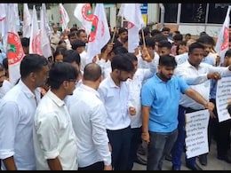 Assam Students Body Protests Against Government's Directive On Hindu Migrants Assam Students Body Protests Against Government's Directive On Hindu Migrants
