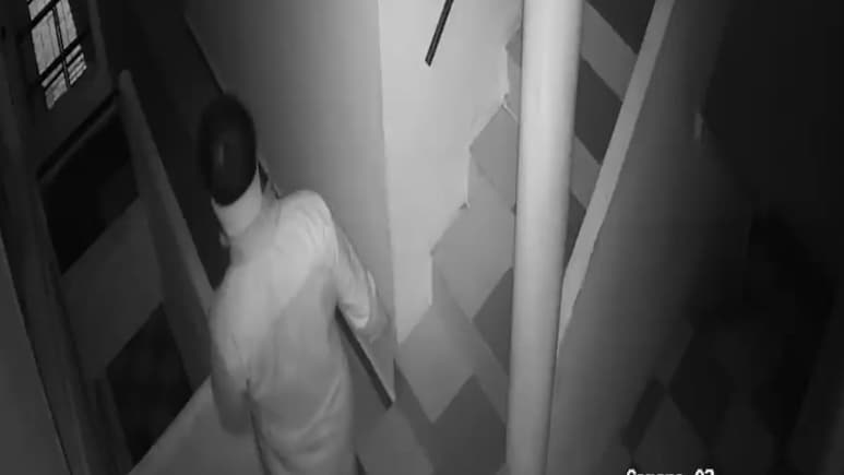 Woman Sexually Harassed, Looted Of Cash By Masked Man In Bengaluru PG Woman Sexually Harassed, Looted Of Cash By Masked Man In Bengaluru PG