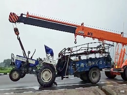 10 Dead, 41 Injured As Truck Hits Tractor Carrying Pilgrims in UP's Bulandshahr 10 Dead, 41 Injured As Truck Hits Tractor Carrying Pilgrims in UP's Bulandshahr