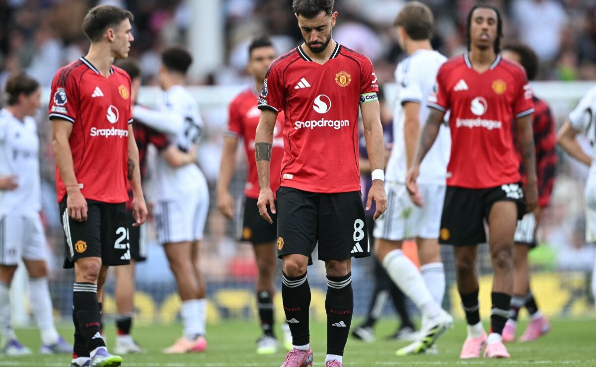 Manchester United Announce 85 Million Euro Signing Of Striker Benjamin