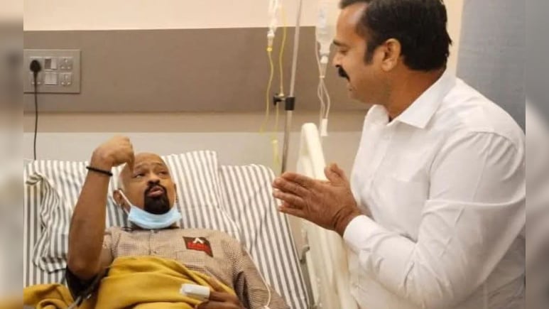 Vinod Kambli : विनोद कांबळीची तब्येत अद्यापही चिंताजनक, भावानं फॅन्सना केलं  प्रार्थना करण्याचं आवाहन