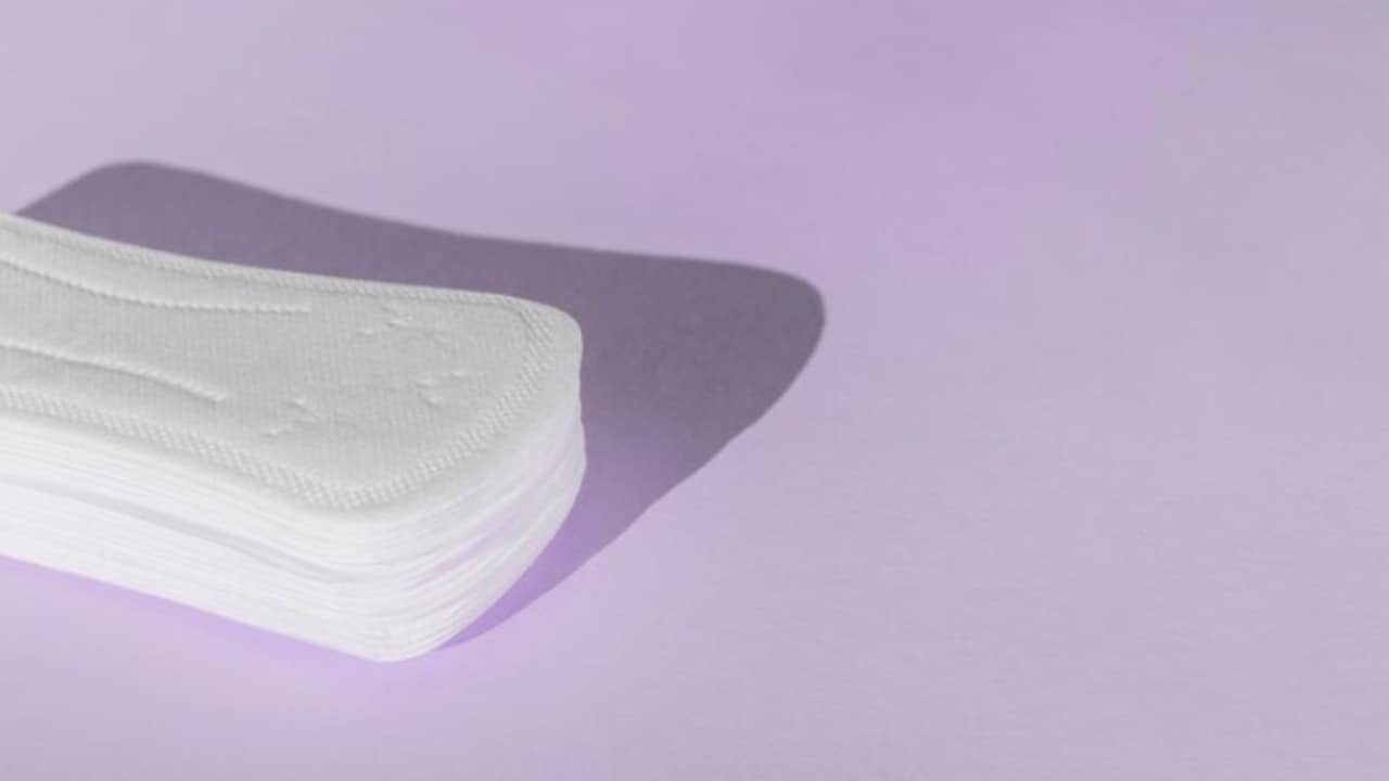Get ready to take on the day without worrying about sweat stains with sweat pads 
