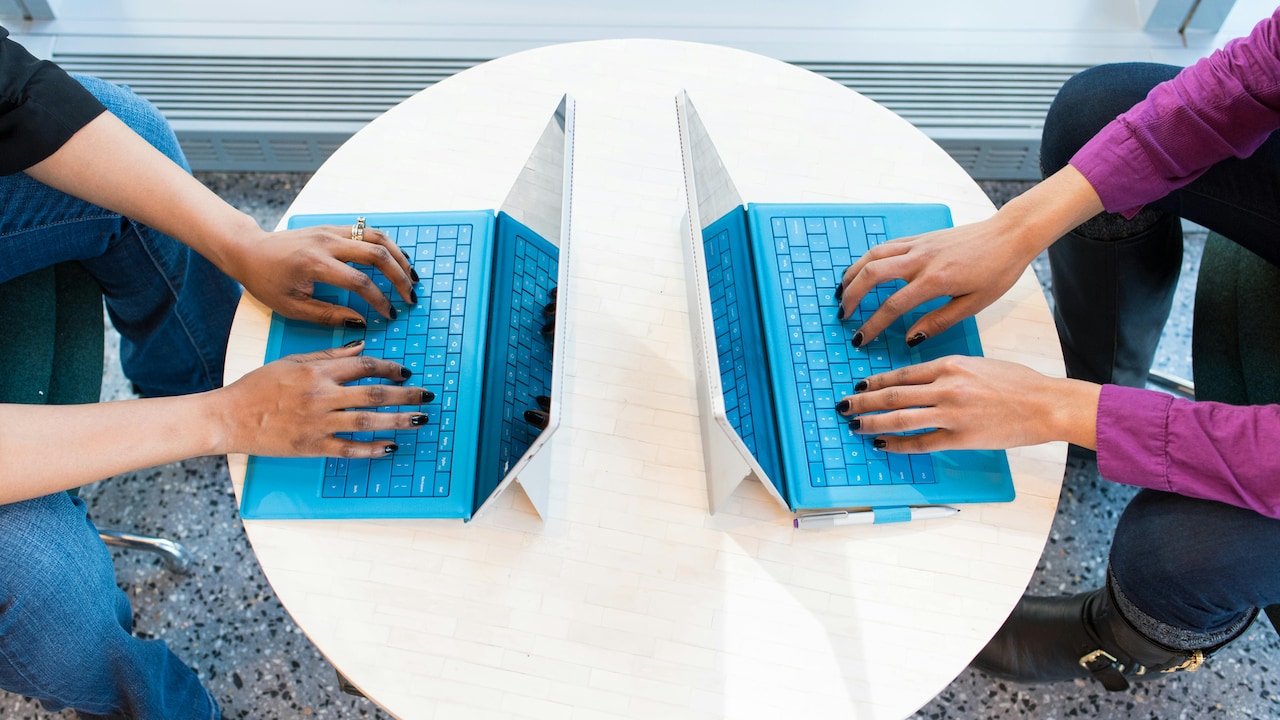 Explore Top Lightweight And Portable Laptops For Travel From Amazon