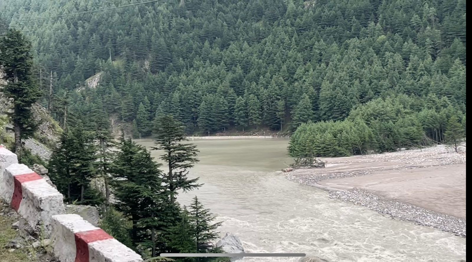 उत्तराखंड में 'वॉटर बम' का खतरा! 1200 मीटर लंबी झील मचा सकती है तबाही,जानिए NDTV के रिपोर्टर ने क्या देखा