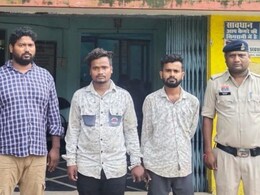 यहां नौकरी पर रखे जाते हैं चोर, सैलरी महीने की 25000; देशभर में देते 'सेवा'; पुलिस ने दबोचे 4 आरोपी यहां नौकरी पर रखे जाते हैं चोर, सैलरी महीने की 25000; देशभर में देते 'सेवा'; पुलिस ने दबोचे 4 आरोपी