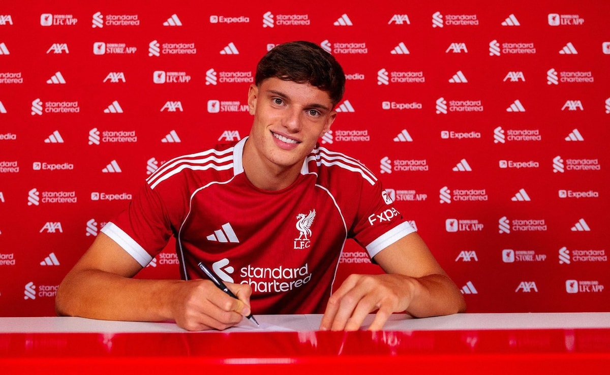 Liverpool Sign Teenage Italian Defender Giovanni Leoni