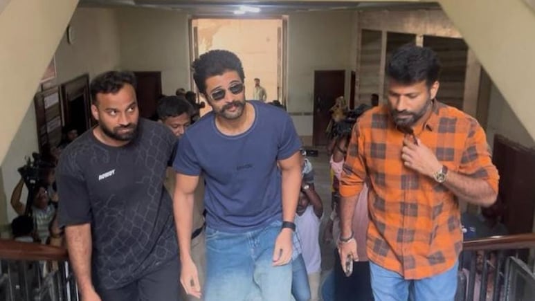 Actor Vijay Deverakonda At Probe Agency Office Over Online Betting Case Actor Vijay Deverakonda At Probe Agency Office Over Online Betting Case