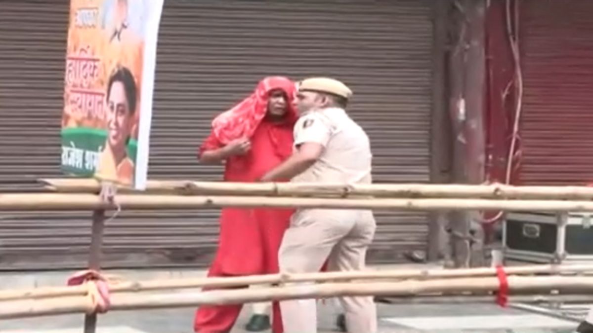 Chaos At First Event By Delhi Chief Minister After Attack, Man Escorted Out