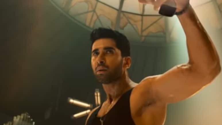 In <i>The Ba***ds Of Bollywood</i> Preview, Aryan Khan Hits <i>Bahut</i> Hard With Punches And Drama