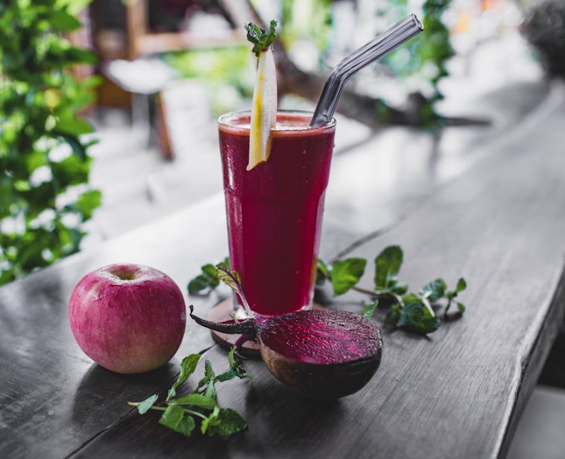 Gut Health: Nutritionist Shares Best And Worst Beverages For Digestion, Immunity And Mood