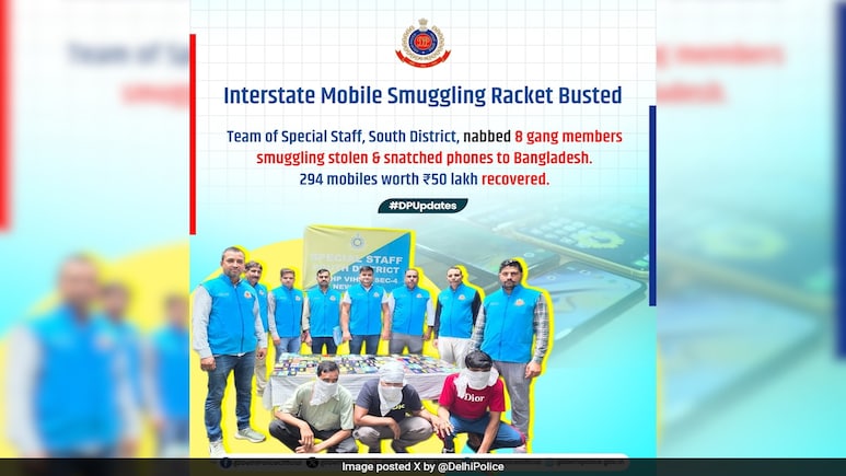 Delhi Police Busts Mobile Smuggling Racket, 8 Arrested, 294 Phones Seized Delhi Police Busts Mobile Smuggling Racket, 8 Arrested, 294 Phones Seized