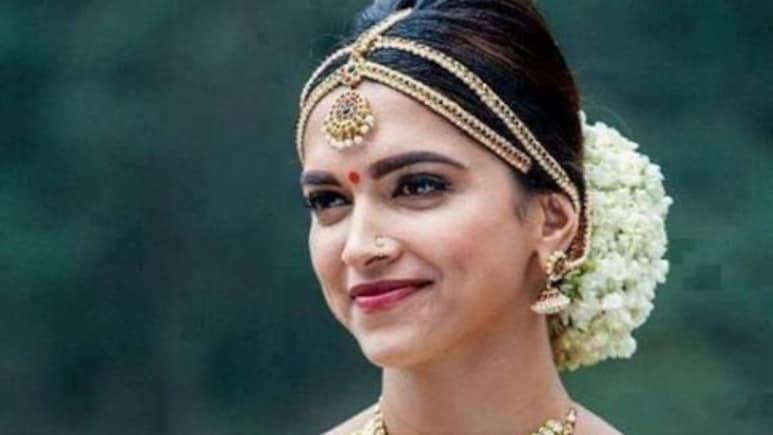 चेन्नई एक्सप्रेस को हुए 12 साल, देखें दीपिका पादुकोण के 5 सीन, जिन्होंने फैंस को हंसाया चेन्नई एक्सप्रेस को हुए 12 साल, देखें दीपिका पादुकोण के 5 सीन, जिन्होंने फैंस को हंसाया