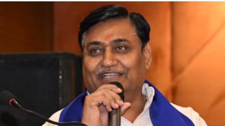 Rajasthan Politics: 'बैन' की आड़ में बैकडोर से भ्रष्टाचार? गोविंद सिंह डोटासरा बोले- पोस्टिंग का इंतजार करते-करते हो गए रिटायर Rajasthan Politics: 'बैन' की आड़ में बैकडोर से भ्रष्टाचार? गोविंद सिंह डोटासरा बोले- पोस्टिंग का इंतजार करते-करते हो गए रिटायर