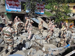 थराली में बादल फटने के बाद भारी तबाही, राहत-बचाव कार्य में जुटा ITBP, तस्वीरों से समझें हालात थराली में बादल फटने के बाद भारी तबाही, राहत-बचाव कार्य में जुटा ITBP, तस्वीरों से समझें हालात