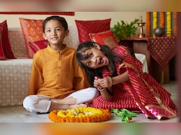 Raksha Bandhan 2025: रक्षाबंधनाचा इतक्या तासांचा आहे शुभ मुहूर्त, भावाच्या प्रगतीसाठी त्याच्या राशीनुसार अशी निवडा राखी