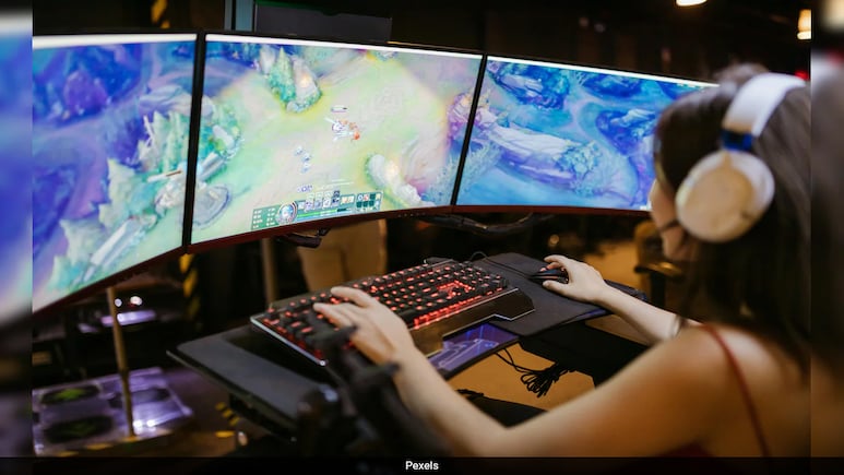 Finnish Woman Killed On Livestream While Playing Game With British Friend Finnish Woman Killed On Livestream While Playing Game With British Friend