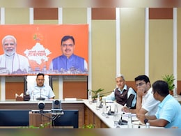 Jaipur: जयपुर की सड़कों पर जल्द दिखेगा बदलाव, सरकार लाएगी नया रोडमैप; CM ने दिए ये बड़े आदेश Jaipur: जयपुर की सड़कों पर जल्द दिखेगा बदलाव, सरकार लाएगी नया रोडमैप; CM ने दिए ये बड़े आदेश
