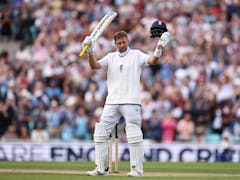 Joe Root Gives Blunt Reply To David Warners Surfboard Taunt: "No Control Over..."