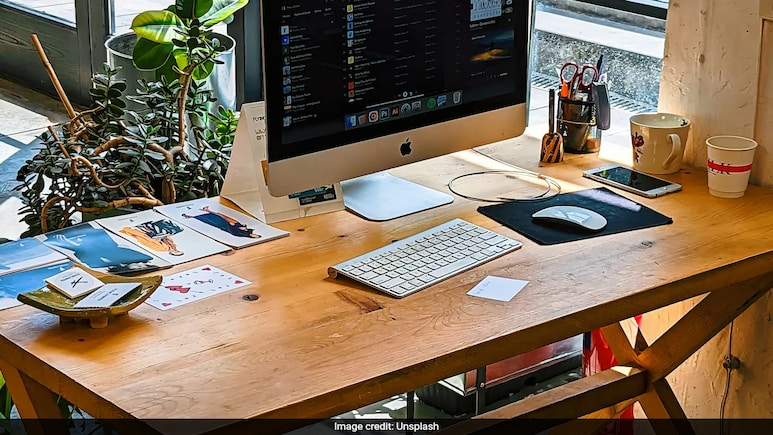 Indian-Born Entrepreneur Says One Must Have Ability To "Work 24/7" To Achieve Success, Sparks Debate Indian-Born Entrepreneur Says One Must Have Ability To "Work 24/7" To Achieve Success, Sparks Debate