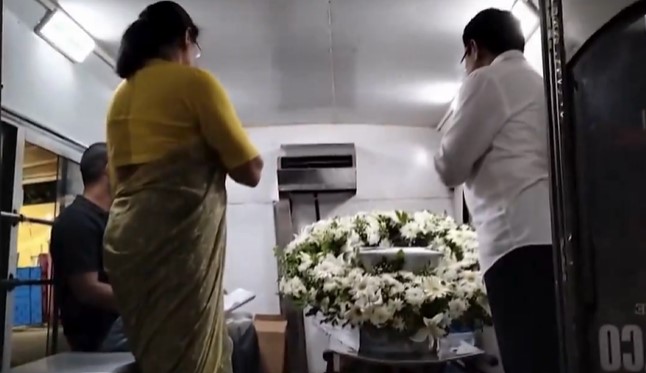 दिल्ली से ओडिशा लाया गया 15 वर्षीय लड़की का शव, बदमाशों ने लगाई थी आग